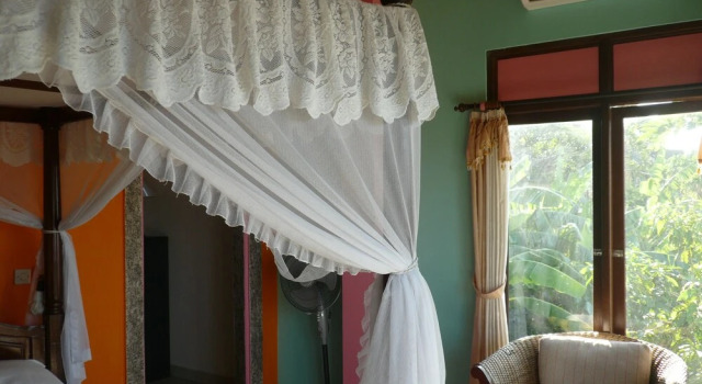 Cest Bon Homestay 1, Book Hotel Bunutan Bali