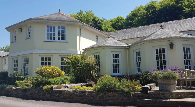 Rose In Vale Country House Hotel