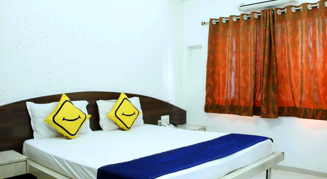 Vista Rooms At Nashik Road