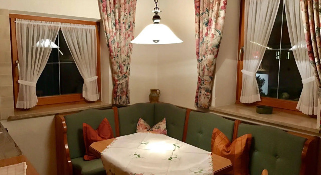 Haus Renate by DEVA, Varaa Hotelli Hotellit Baijeri pysäköinnillä, Pysäköinti