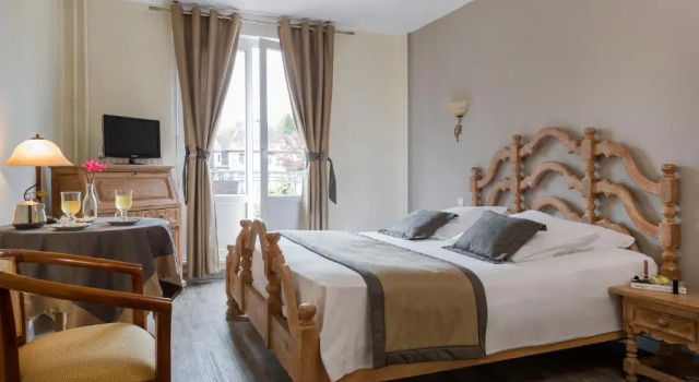 Номер Deluxe Hôtel Restaurant Le Bristol