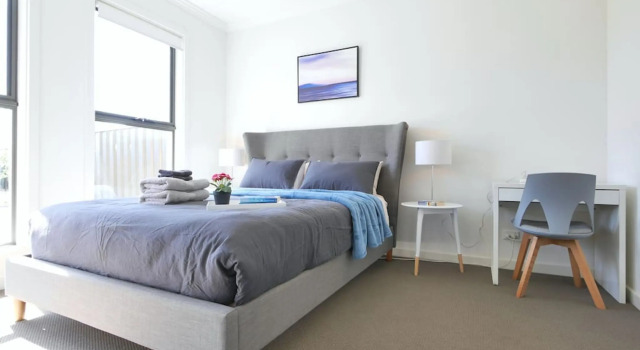 No Stairs Dbl Garage Aircon Woodville North, Book Hotel Port Adelaide 
