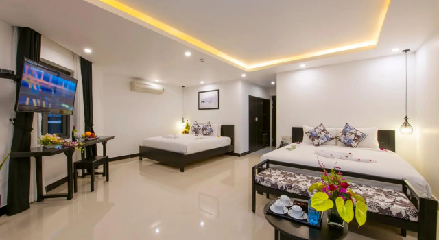 Семейный номер Standard Gem Riverside Hotel Hoi An