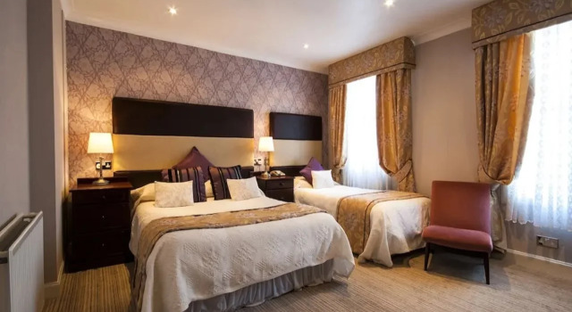 South Beach Hotel, Забронировать Отель Трун 