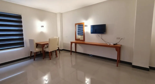 Четырёхместный номер Deluxe Grand Emilia Hotel