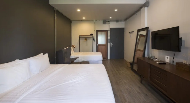 Семейный номер Standard с балконом Iron32 Hotel