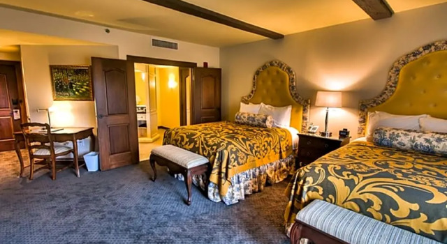 Четырёхместный номер Standard Mirbeau Inn & Spa - Plymouth