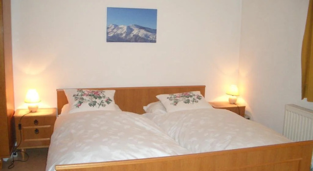 Haus Schneeberg, Rezerwuj Apartament Hotele w Salzburg z parkingiem, Parking