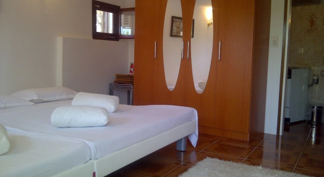 Apartments Villa Sonia & Teo Hvar, Prenota Appartamento Hotel a Croatian Islands con piscina, Piscina