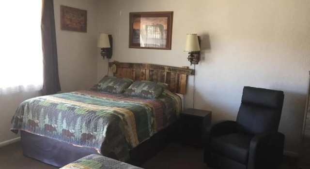 Двухместный номер Standard с балконом Rocky Mountain Lodge