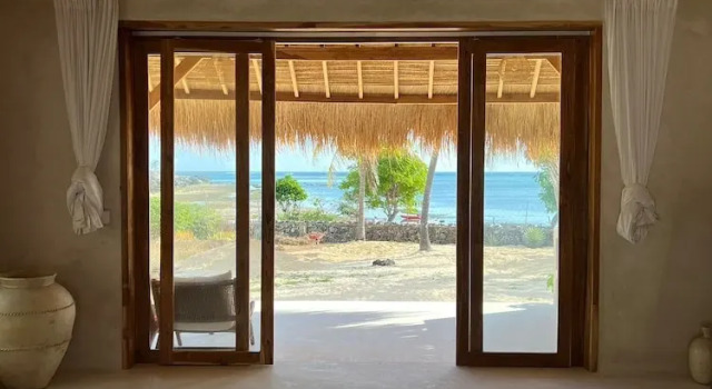 Вилла Deluxe Rote Beach Bungalows