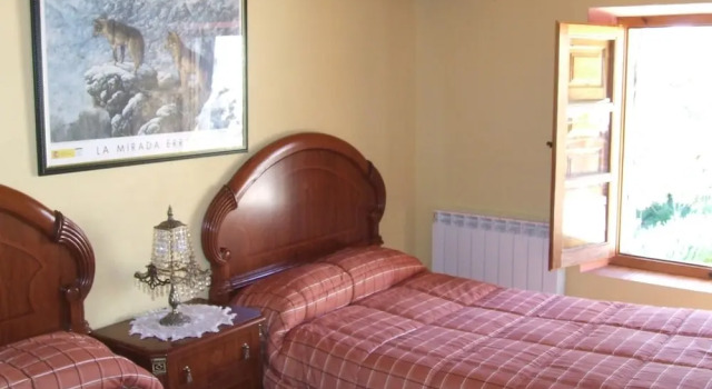House With 4 Bedrooms in Aguilar de Campoo, With Wonderful Mountain Vi, Забронировать Дом для отпуска Агилар-де-Кампоо 