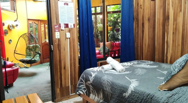 Двухместный номер Economy Cabinas El Pueblo B&B Monteverde