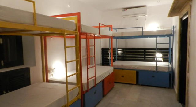 Кровать в общем номере Moustache Jaisalmer
