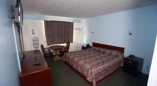 Meadowbrook Motor Lodge