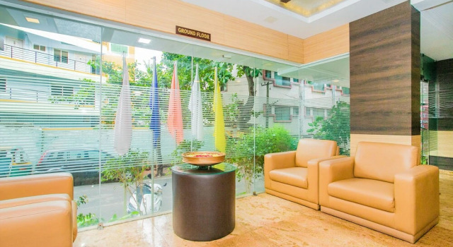 OYO 5641 Hotel Corporate Park Inn, Buchen Sie Hotel Bengaluru Karnataka