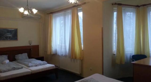 Номер Standard Carmen Pension