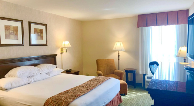 Best Western Plus St. Louis West-Westport, Prenota Hotel Hotel a Missouri con piscina, Piscina