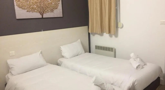 Europe Hotel, Rezervovat Hotel  