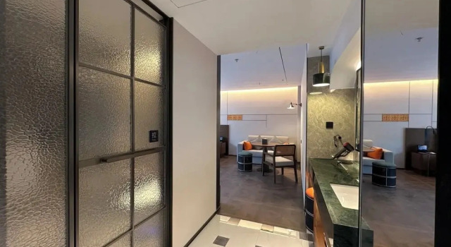 Трёхместный люкс с видом на реку The Bund Hotel