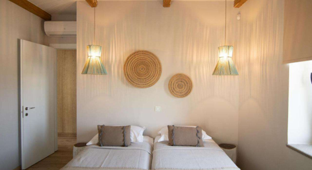 Elies Residences