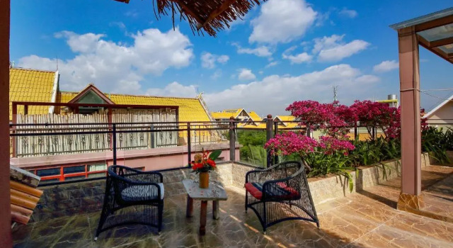 Hidden Garden Inn (Airport Transfer), Prenota Appartamento Hotel a Yunnan con piscina, Piscina