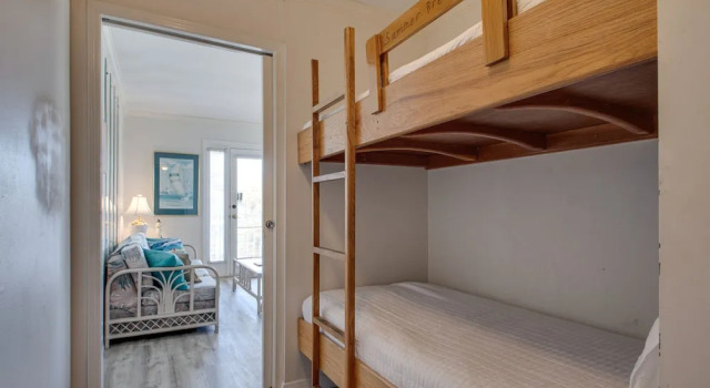 Номер Standard Summer Breeze 312 1 Bedroom Condo by RedAwning