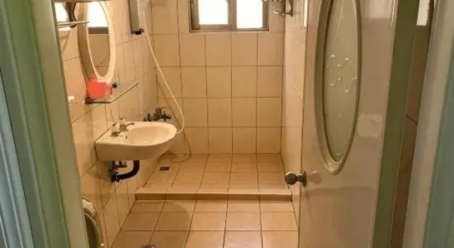 Кровать в общем номере Fu Yuen Guesthouse