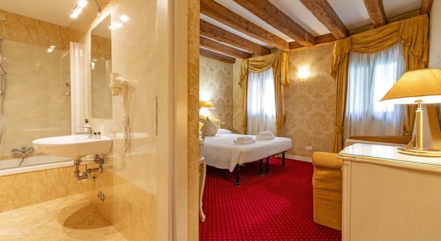Ca di Malta Room 6 by Wonderful Italy, Забронировать Апартаменты/квартира Апартаменты Венеции, рядом с Консульство Франции в Венеции, Апартаменты/квартира