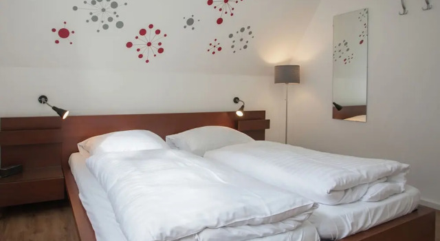 Holiday Home in a Quiet Location Directly Above the "Postwiese" Skiing Area in Neuastenberg