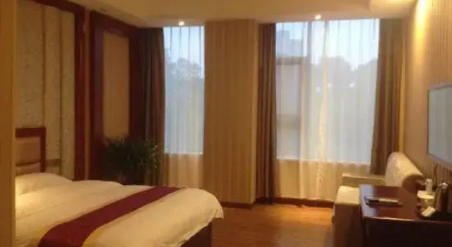 Fengqi Holiday Hotel, Prenota Hotel Hotel a Chongqing Area con parcheggio, Parcheggio