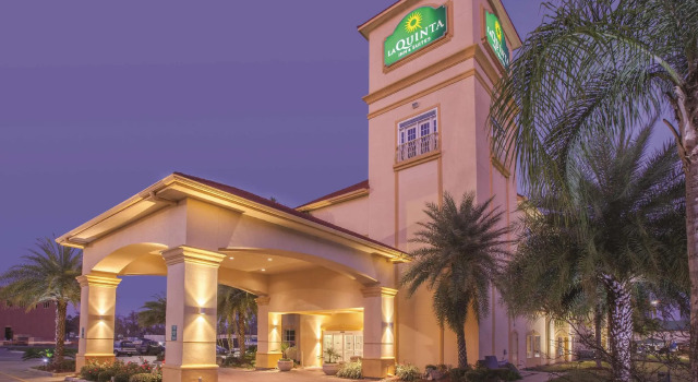 Кровать в общем номере La Quinta Inn & Suites Lake Charles Prien Lake Rd