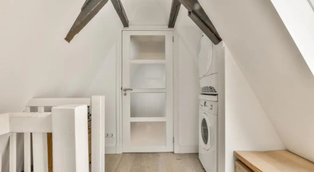 Herengracht Bed & Breakfast with canal view, Забронировать Отель Амстердам 