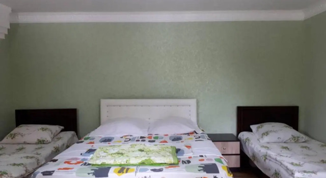 Guesthouse Luka, Book Hotel Hoteller i Samegrelo Zveno-Svaneti med pool, Swimmingpool