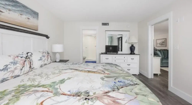Pelicans Roost 204 2 Bedroom Condo by RedAwning, Забронировать Апартаменты/квартира Санибел 
