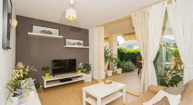 Villa Taronger 9 Lago Esperanza, Rezerwuj Willa Hotele w Majorka z parkingiem, Parking