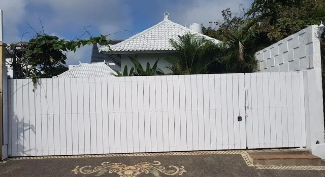 Villa Gula Bali, Rezervovat Vila Hotely v Bali se snídaní, Snídaně