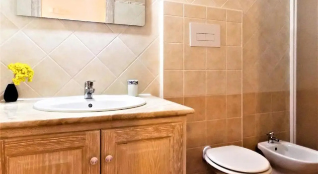 Italianway - Giovanni Falcone 2 - Camera con bagno, Забронировать Апартаменты/квартира Отели Залива Орозеи с парковкой, Парковка
