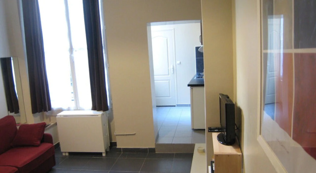 Apartment Aboukir 1, Забронировать Апартаменты/квартира Париж Иль-де-Франс, рядом с Лувр — Риволи