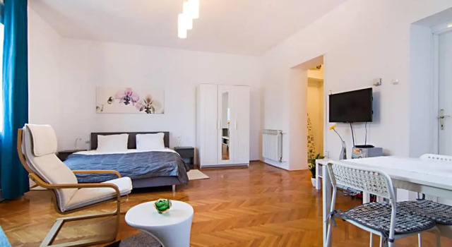 Cosy Studio Apartment 2