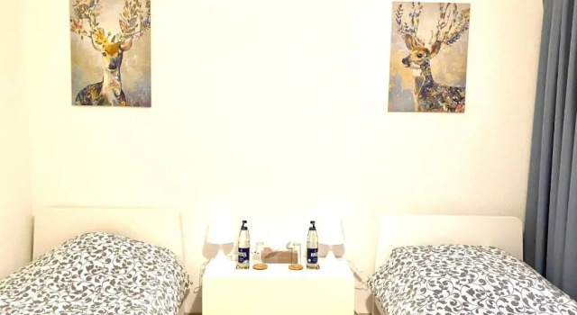 Welcome to Messe!!-Apartment&Balcony, Забронировать Апартаменты/квартира Латцен Ганновер, рядом с Торговый центр "Лайне Центер Латцен"