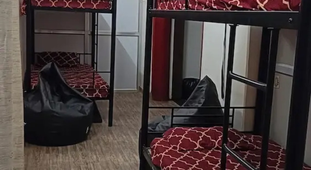 Accommodation In Prayagraj, Забронировать Хостел Хостелы Аллахабад, Хостел
