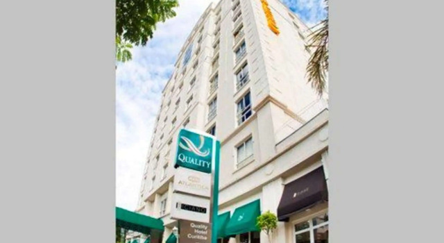 Quality Hotel Curitiba, Забронировать Отель Батл Куритиба