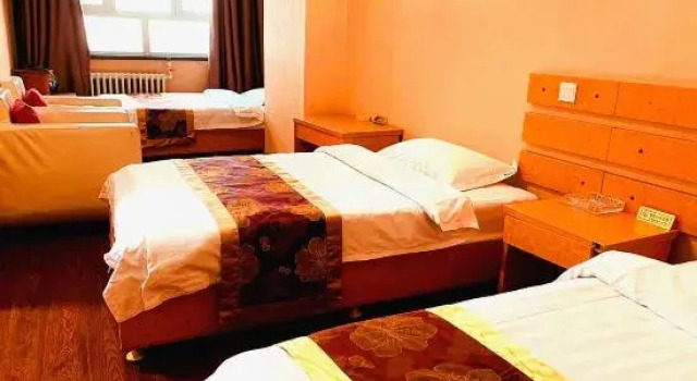 Люкс Business Xinqinyuan Hotel