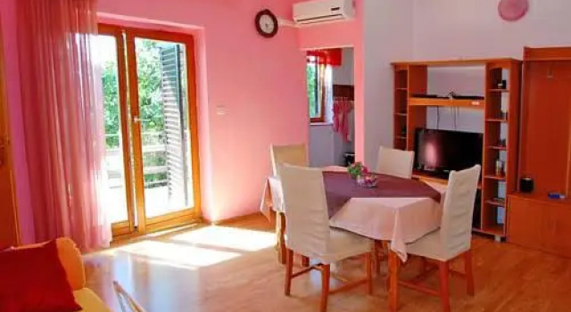 Apartments Niki, Reserva ahora Apartamento Hoteles en Pula con aparcamiento, Aparcamiento