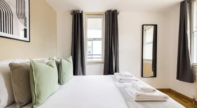Beautiful Stylish 2 Bed Flat Clerkenwell, Varaa Huoneisto Asunnot kohteessa Merseyside, Huoneisto