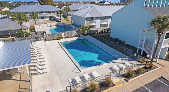 Коттедж Steps to the Beach Pool, Tennis, & Putting Green Southwinds H12 by Avantstay