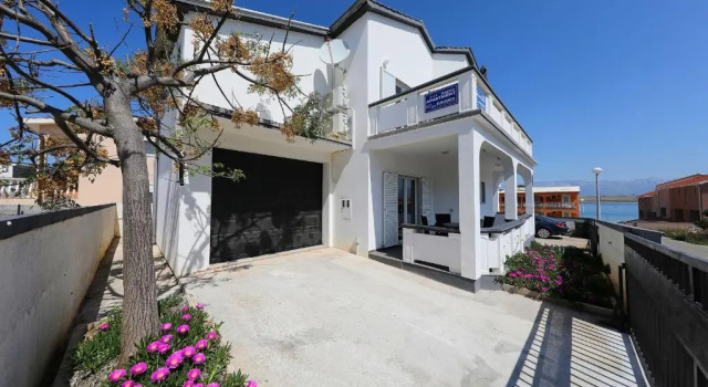 Apartment Josip - a69342, Забронировать Апартаменты/квартира Вир Zadar Islands