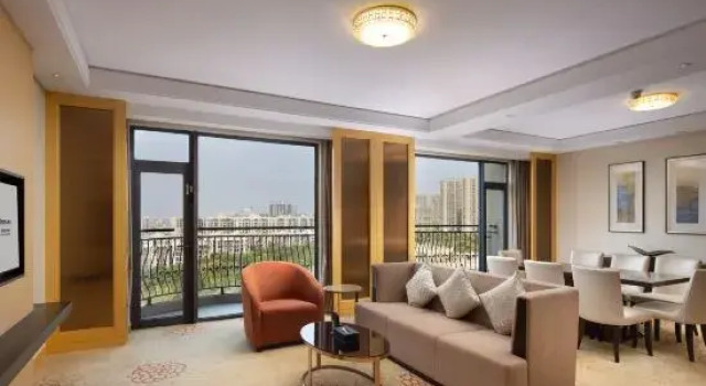 Люкс Deluxe Shimao Yuluxe Hotel Taizhou