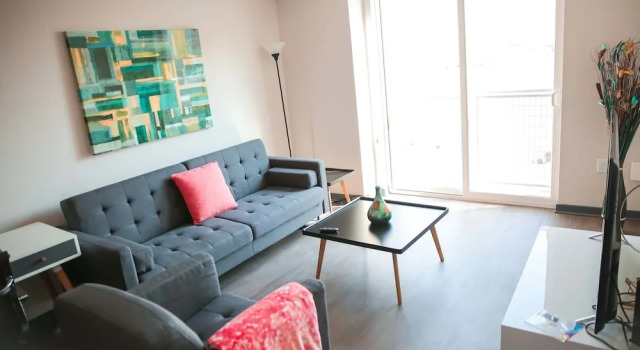 Апартаменты Luxury Fully Furnished Suites near Little Tokyo